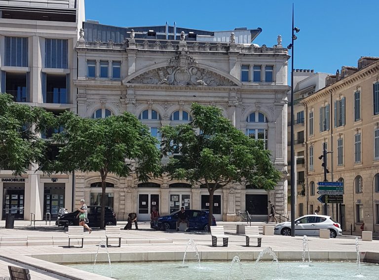 Help desk Nimes University, Site des Carmes